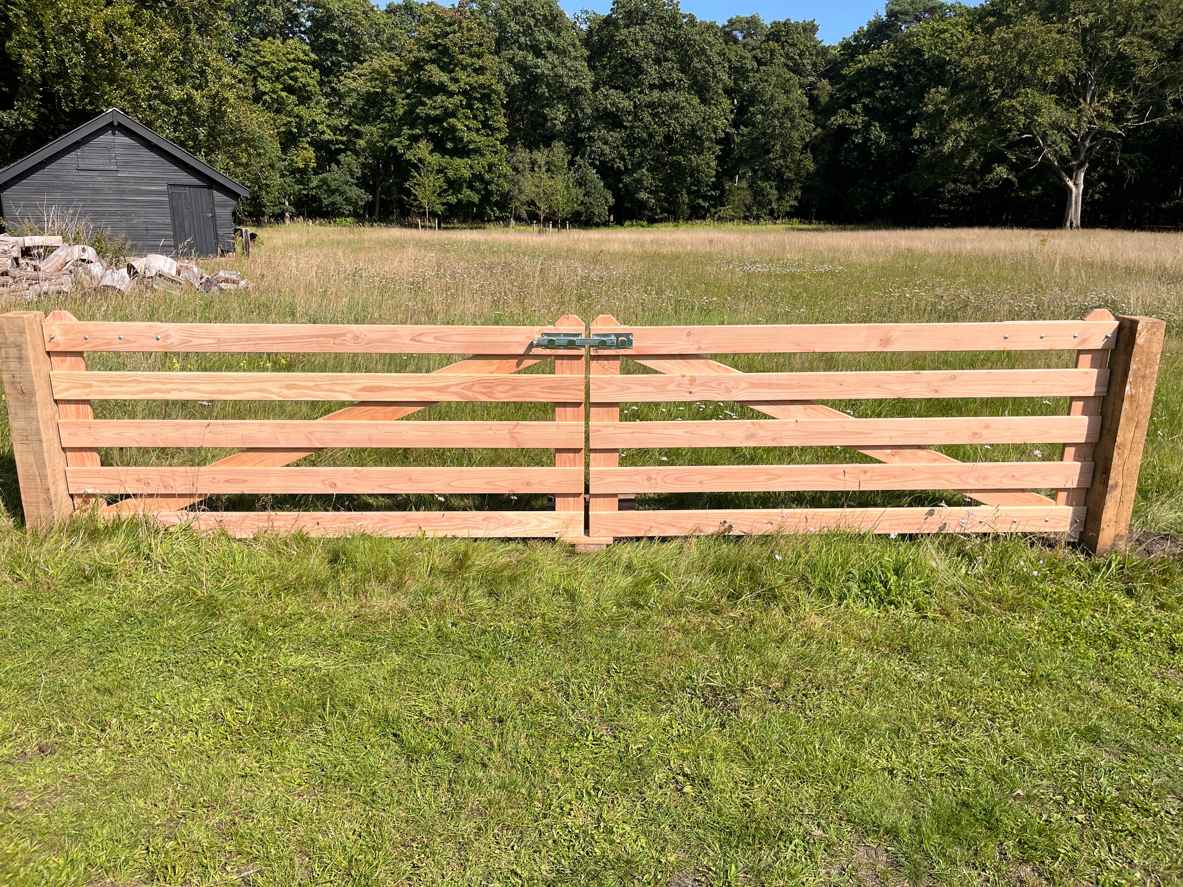 Douglas robuust dubbele poort.